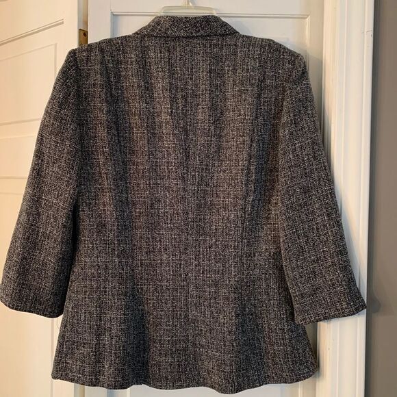 Vintage Black and White Wool Blazer by Danny and Nicole - Picture 3 of 8